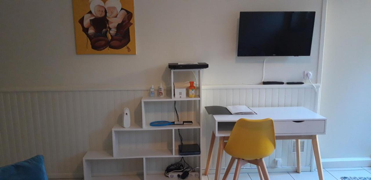 Studio avec terrasse et jardinet centre ville Bergerac Extérieur photo